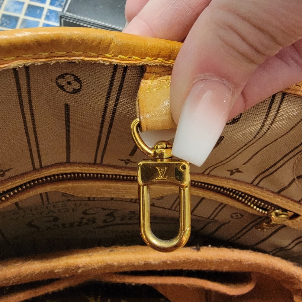 Additional LV  Neverfull MM photos